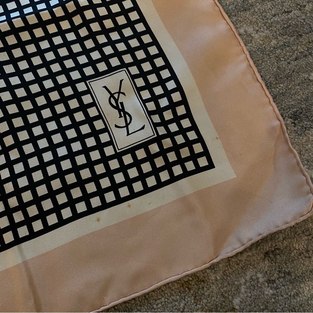 Yves Saint Laurent YSL Scarf Black and pink 30 x 30 inch Pocket Square checkered - Picture 6 of 9